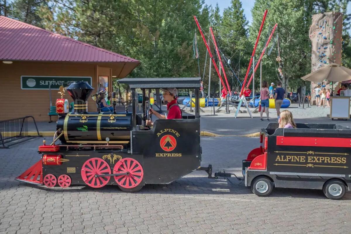Mt. Bachelor & Sun River Get Away بيند المظهر الخارجي الصورة